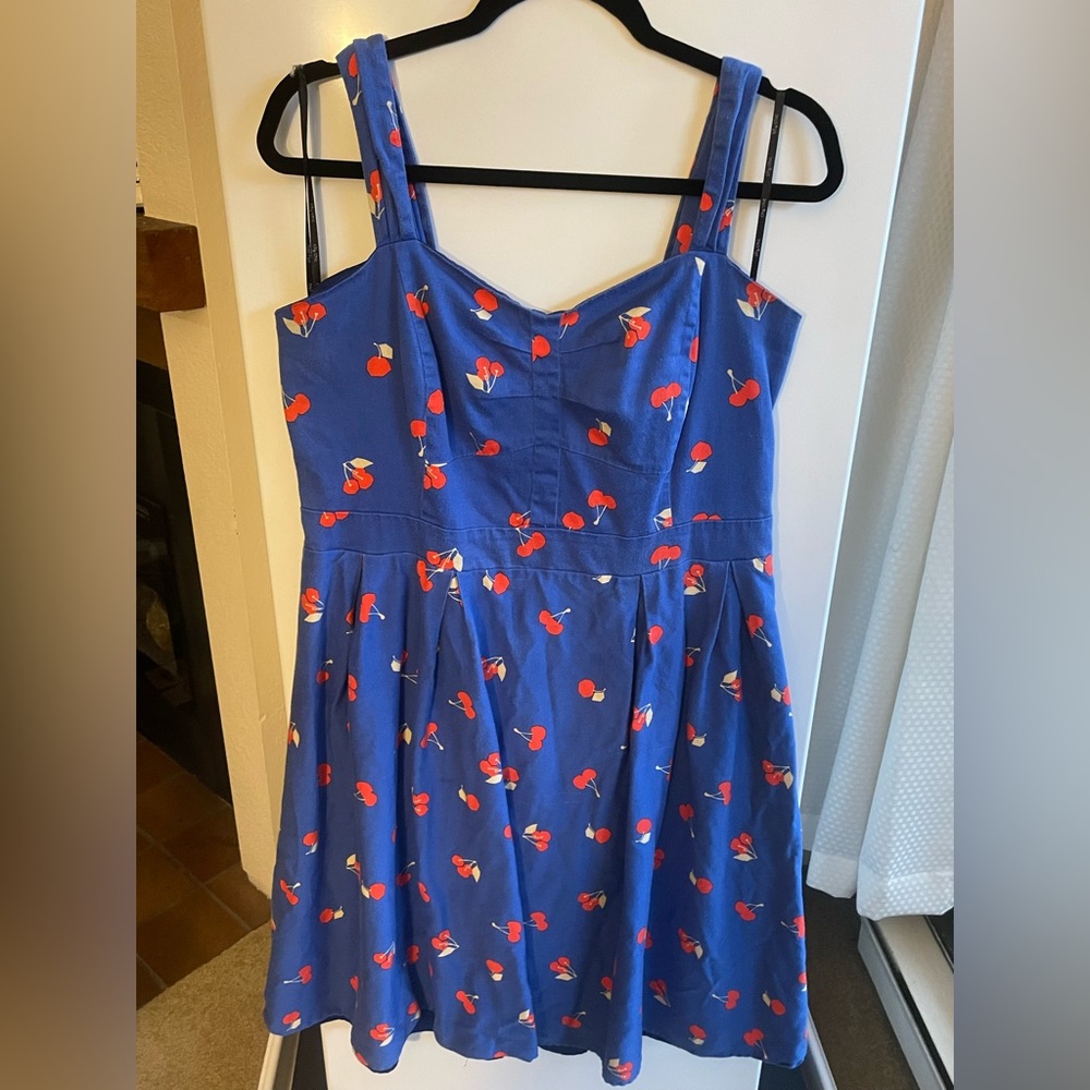 City Chic M/18 Dress